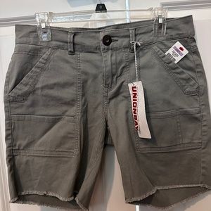 Juniors, Grey/Green Cargo Shorts